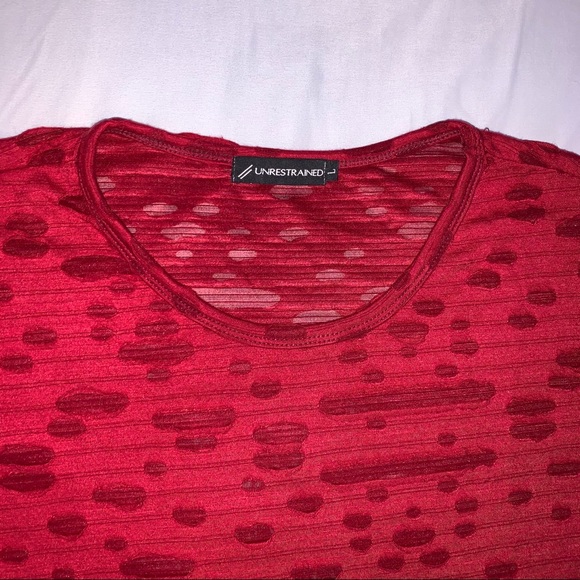 Distressed Ruby T-shirt - Picture 2 of 3